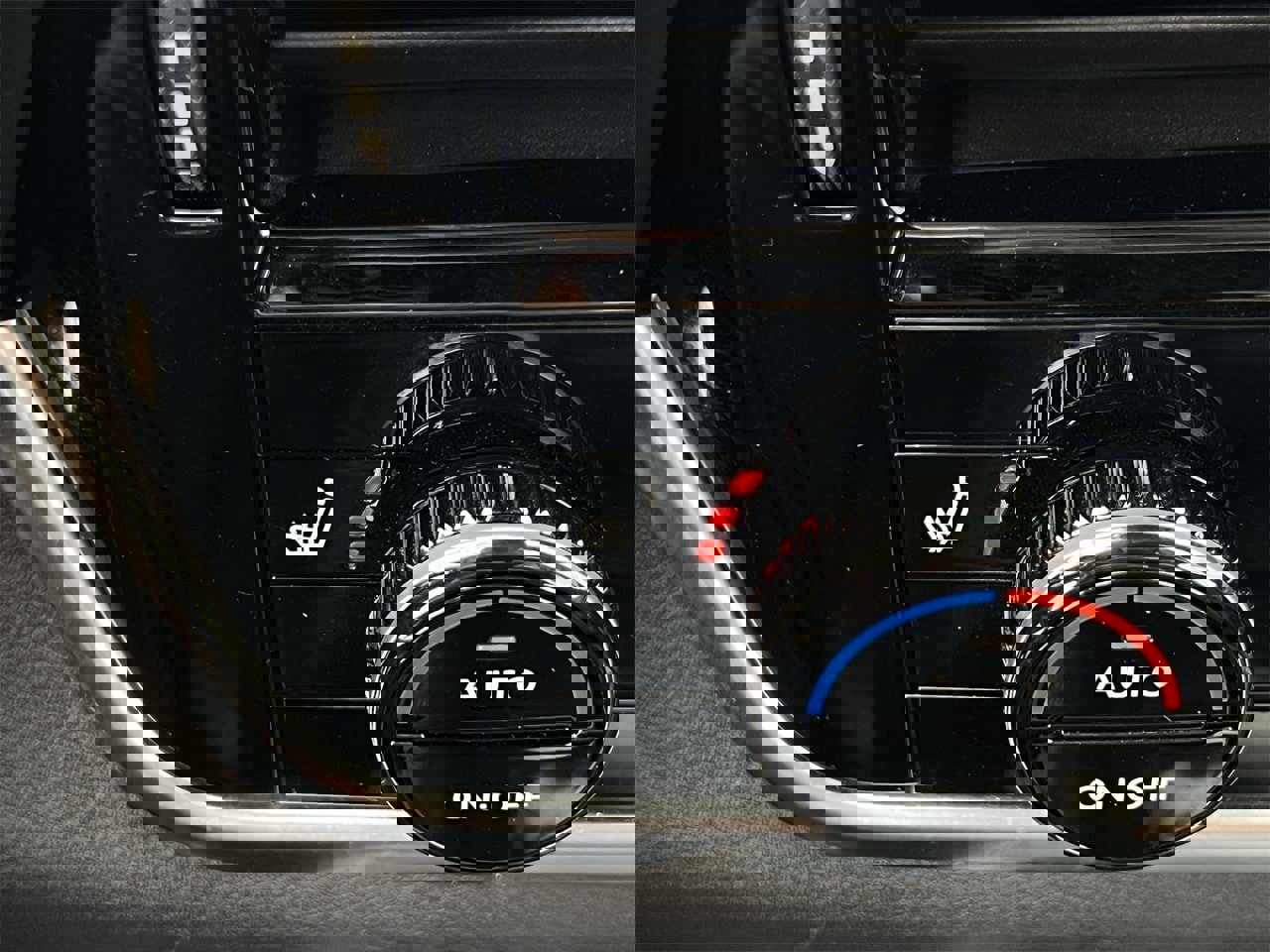 Certified 2023 Nissan Rogue Platinum image 19