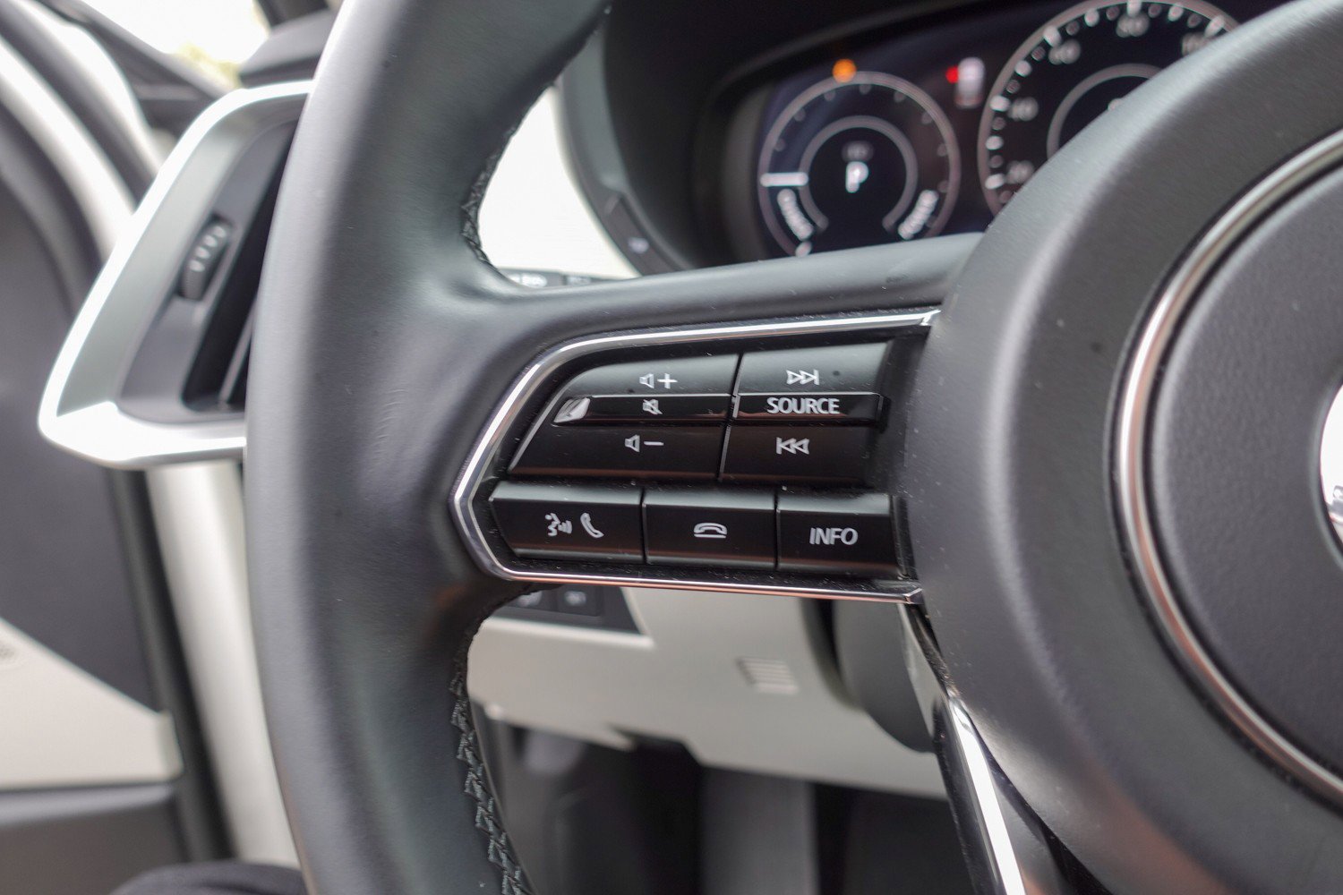 Used 2024 MAZDA CX-90 Plug-In Hybrid w/ Premium Plus image 14