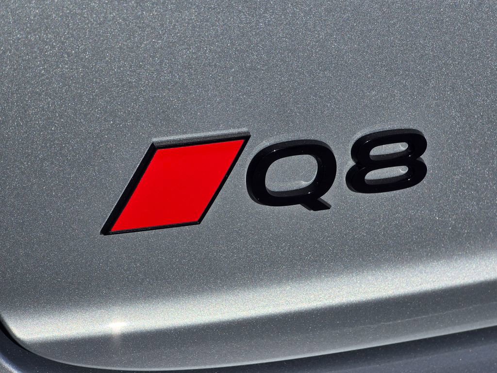 Used 2024 Audi Q8 Premium Plus w/ Premium Plus Package image 29