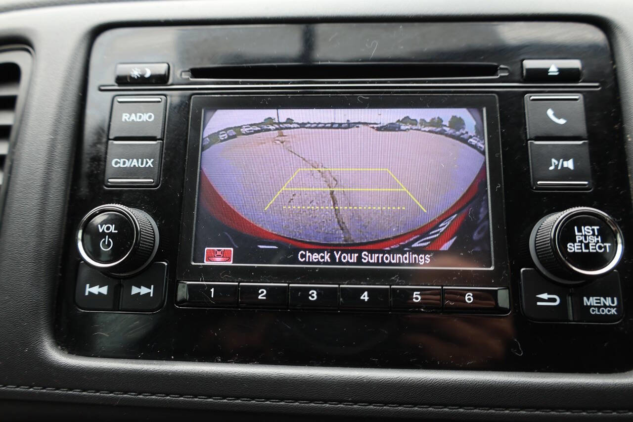 Used 2018 Honda HR-V LX image 22