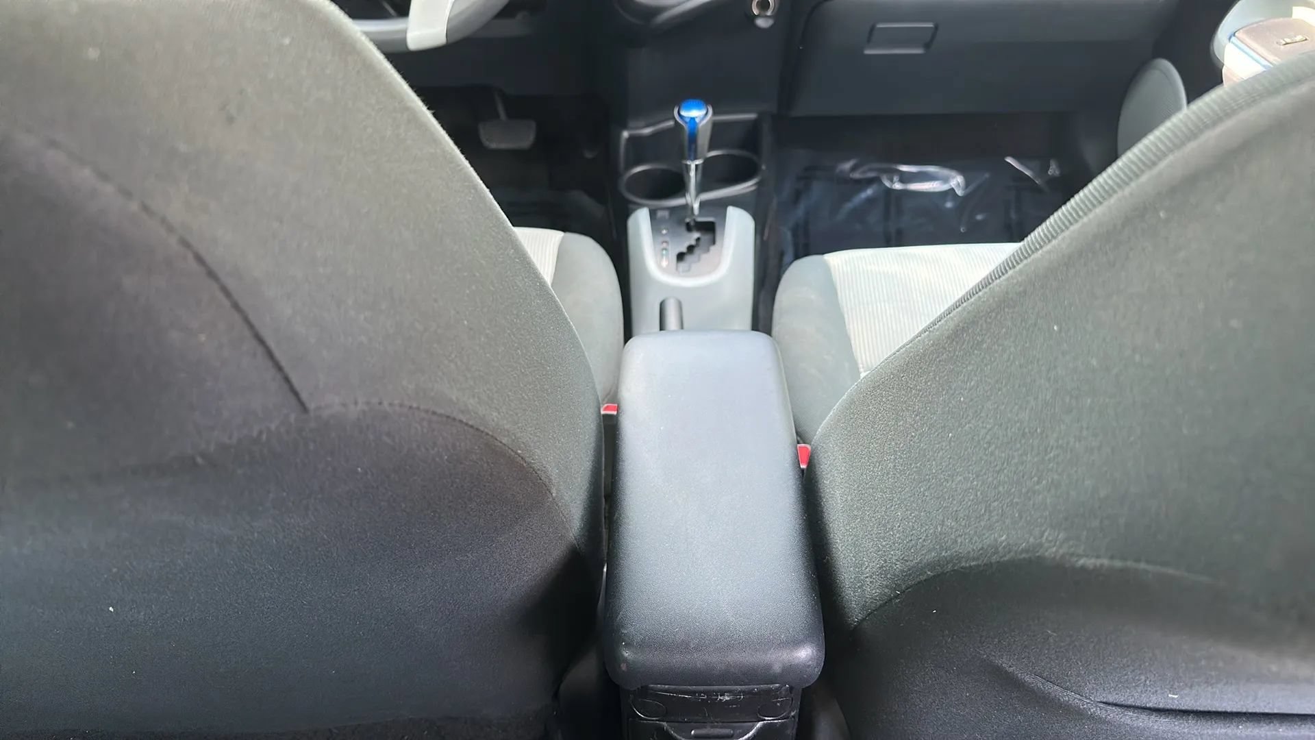 Used 2013 Toyota Prius C Two FWD image 27