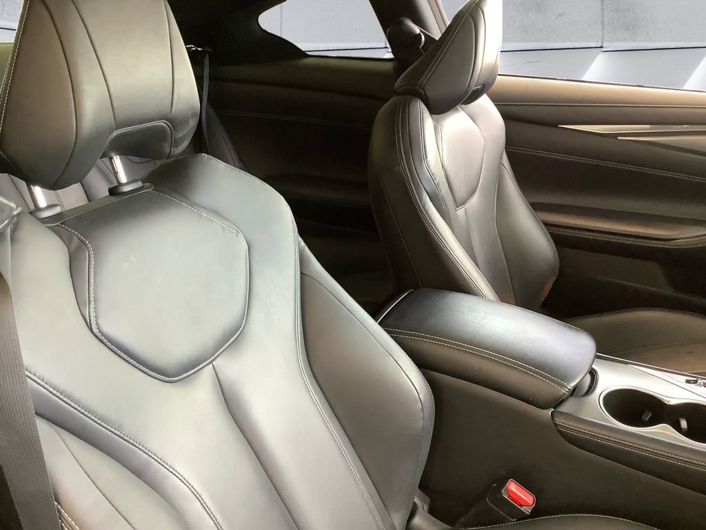 Used 2019 INFINITI Q60 3.0t Luxe w/ Essential Package AWD/4WD image 14
