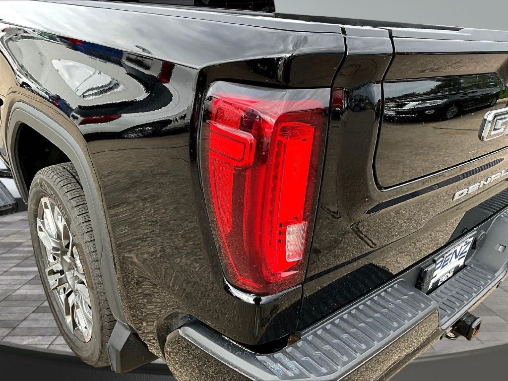 Used 2023 GMC Sierra 1500 Denali Ultimate AWD/4WD image 25
