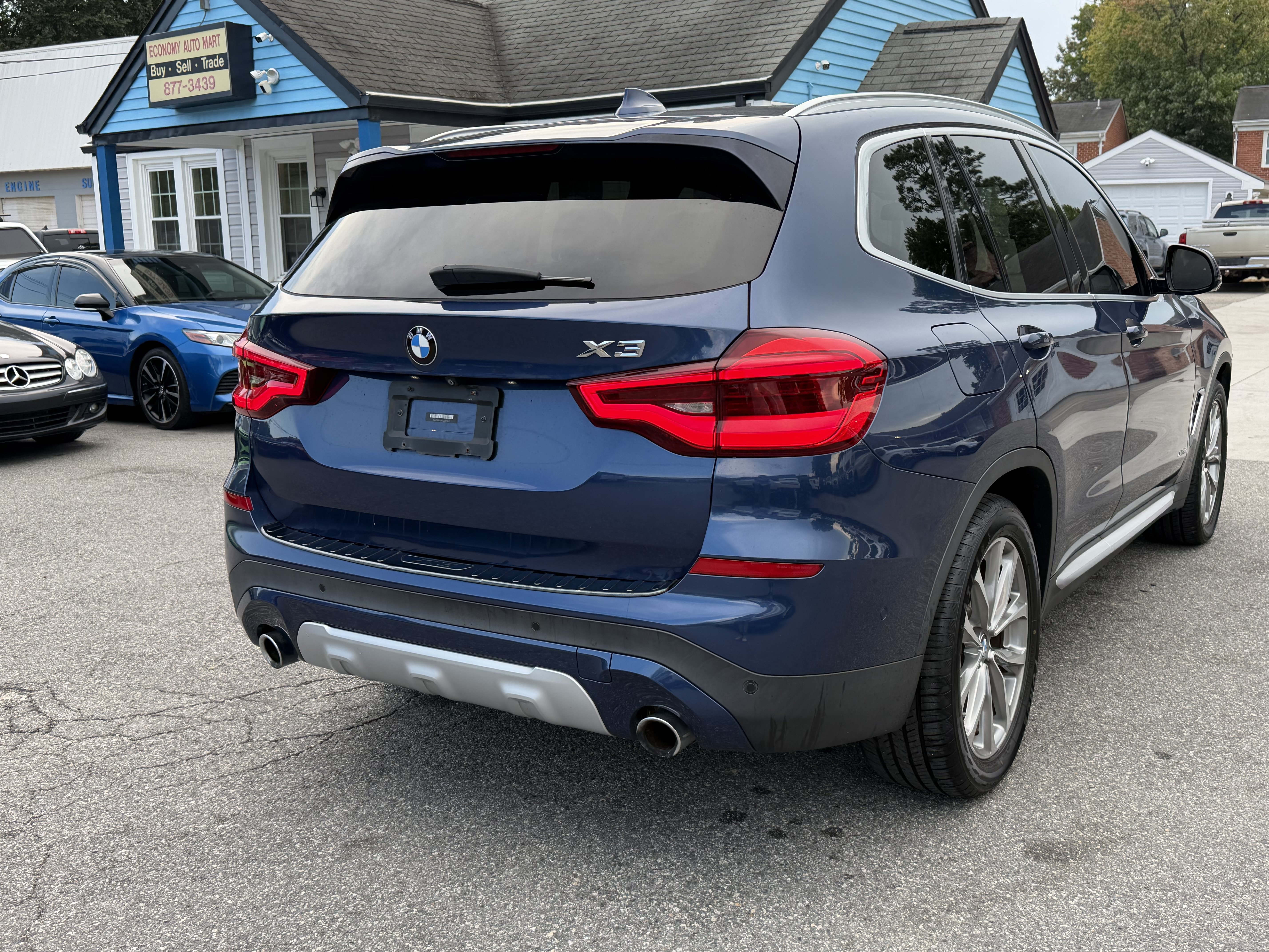 Used 2018 BMW X3 xDrive30i AWD/4WD image 5