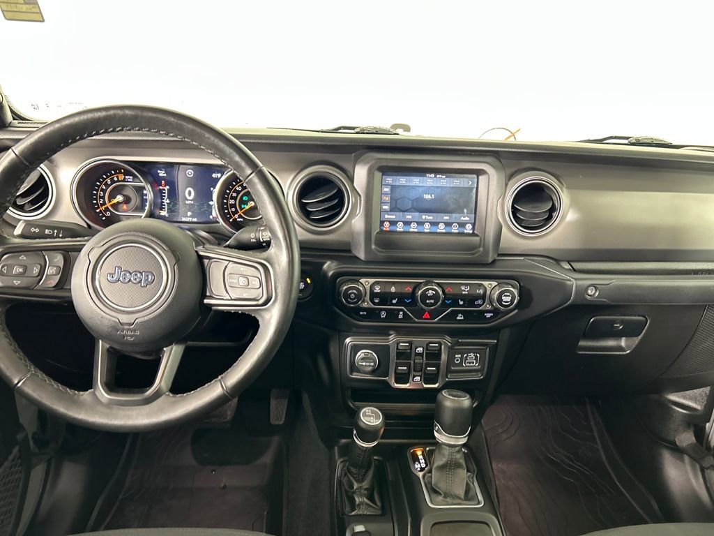 Used 2022 Jeep Gladiator Willys image 21