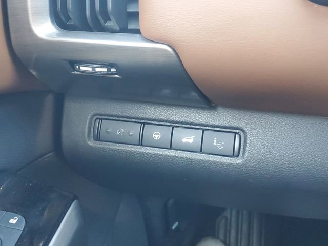 Certified 2023 Nissan Pathfinder Platinum image 23