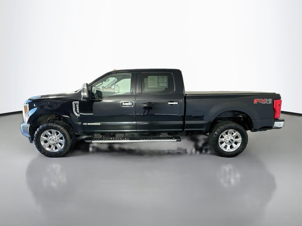 Used 2018 Ford F350 Lariat w/ Chrome Package AWD/4WD image 4