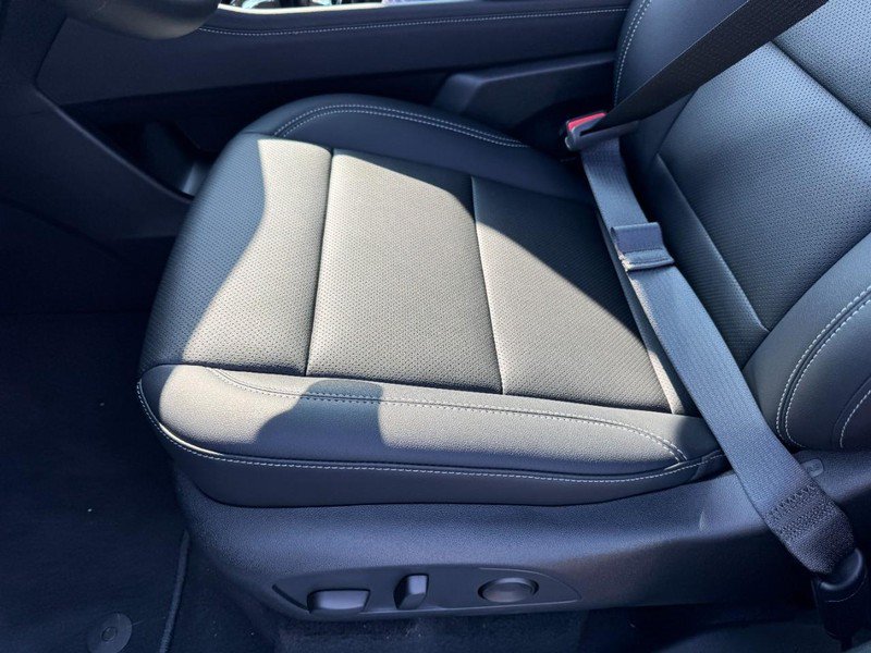 New 2026 Chevrolet Traverse LT w/ Enhanced Driving Package AWD/4WD image 10