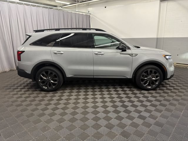 Certified 2023 Kia Sorento X-Line EX AWD/4WD image 5