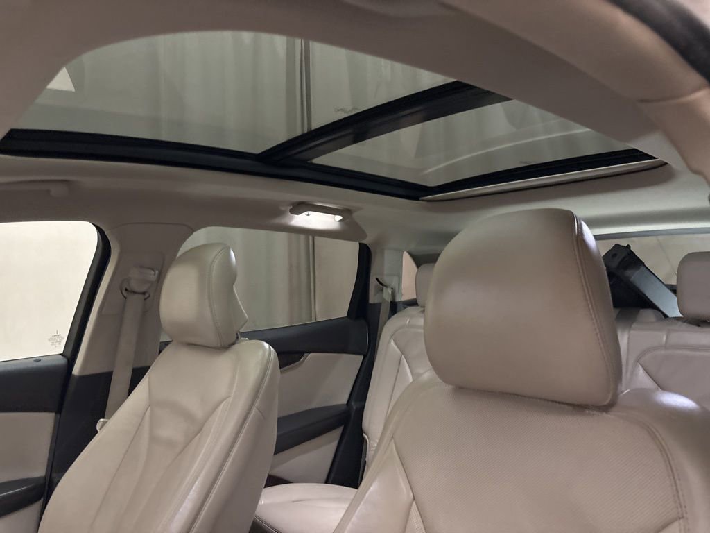 Used 2016 Lincoln MKX Reserve w/ Climate Package image 23