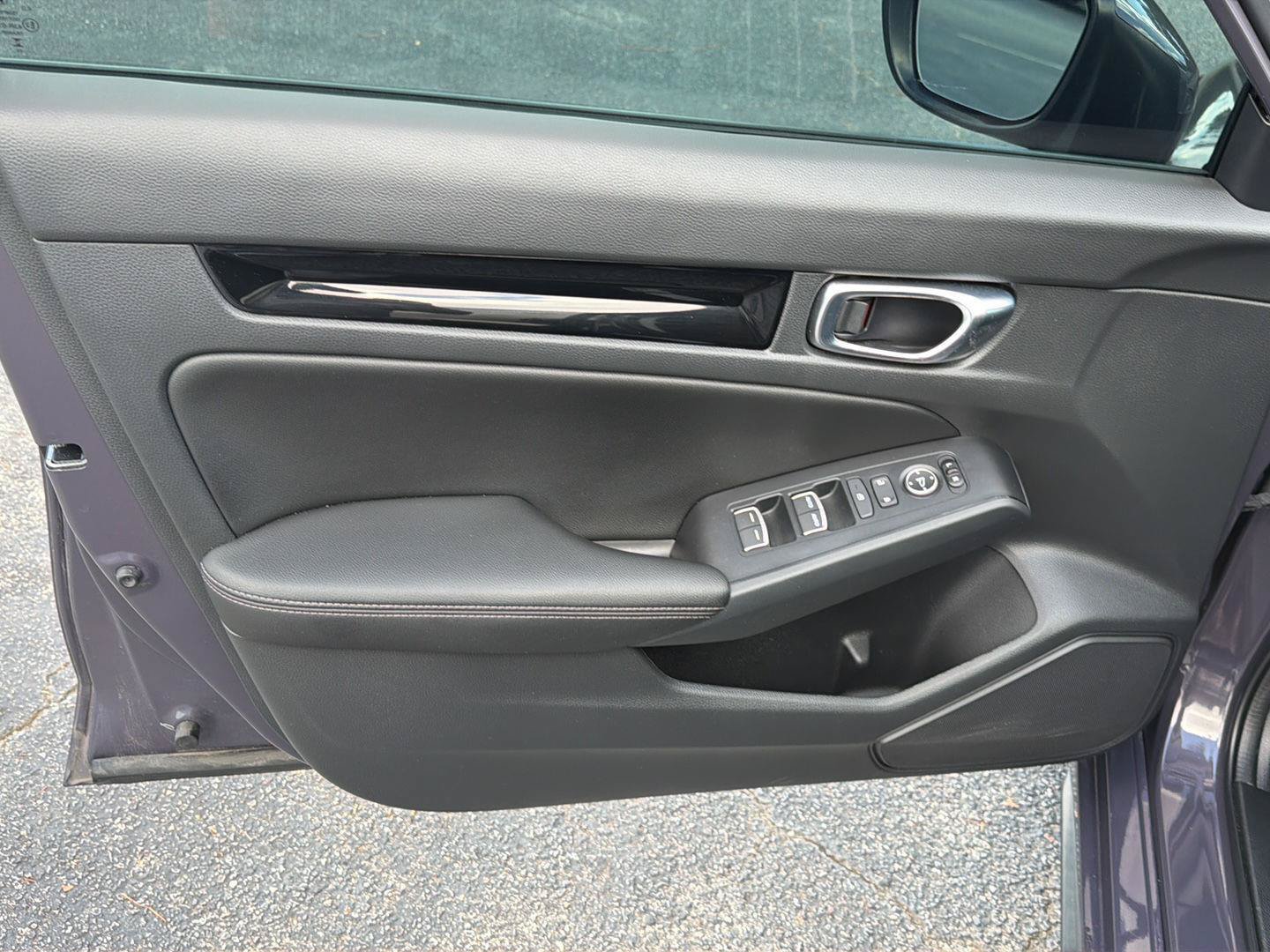 Used 2023 Honda Civic EX-L image 16