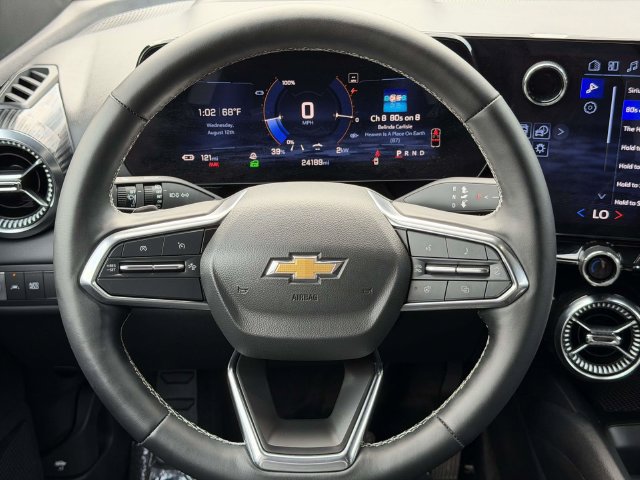 Used 2024 Chevrolet Blazer EV LT AWD/4WD image 19