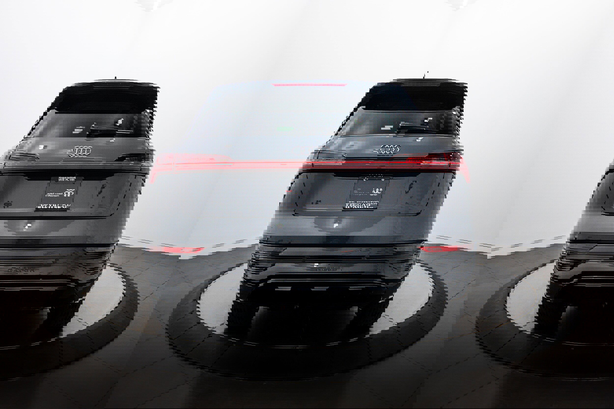 Certified 2024 Audi Q8 e-tron Prestige w/ Prestige Package image 22