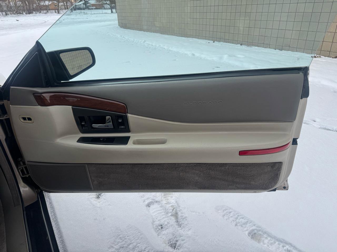 Used 1992 Cadillac Eldorado image 26