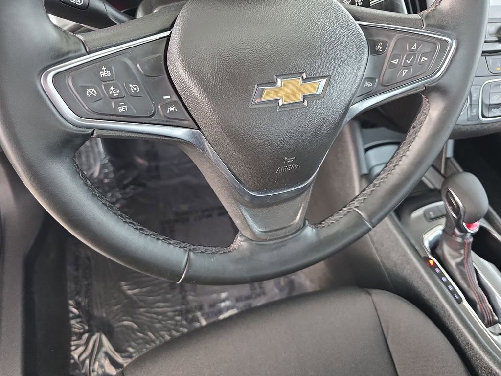 Used 2025 Chevrolet Malibu RS image 11
