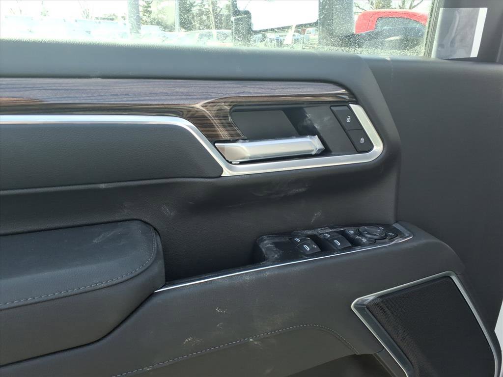 New 2026 Chevrolet Silverado 3500 LT w/ All Star Edition image 9