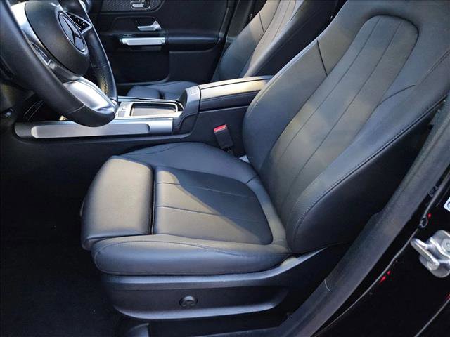 Used 2025 Mercedes-Benz GLB 250 image 15
