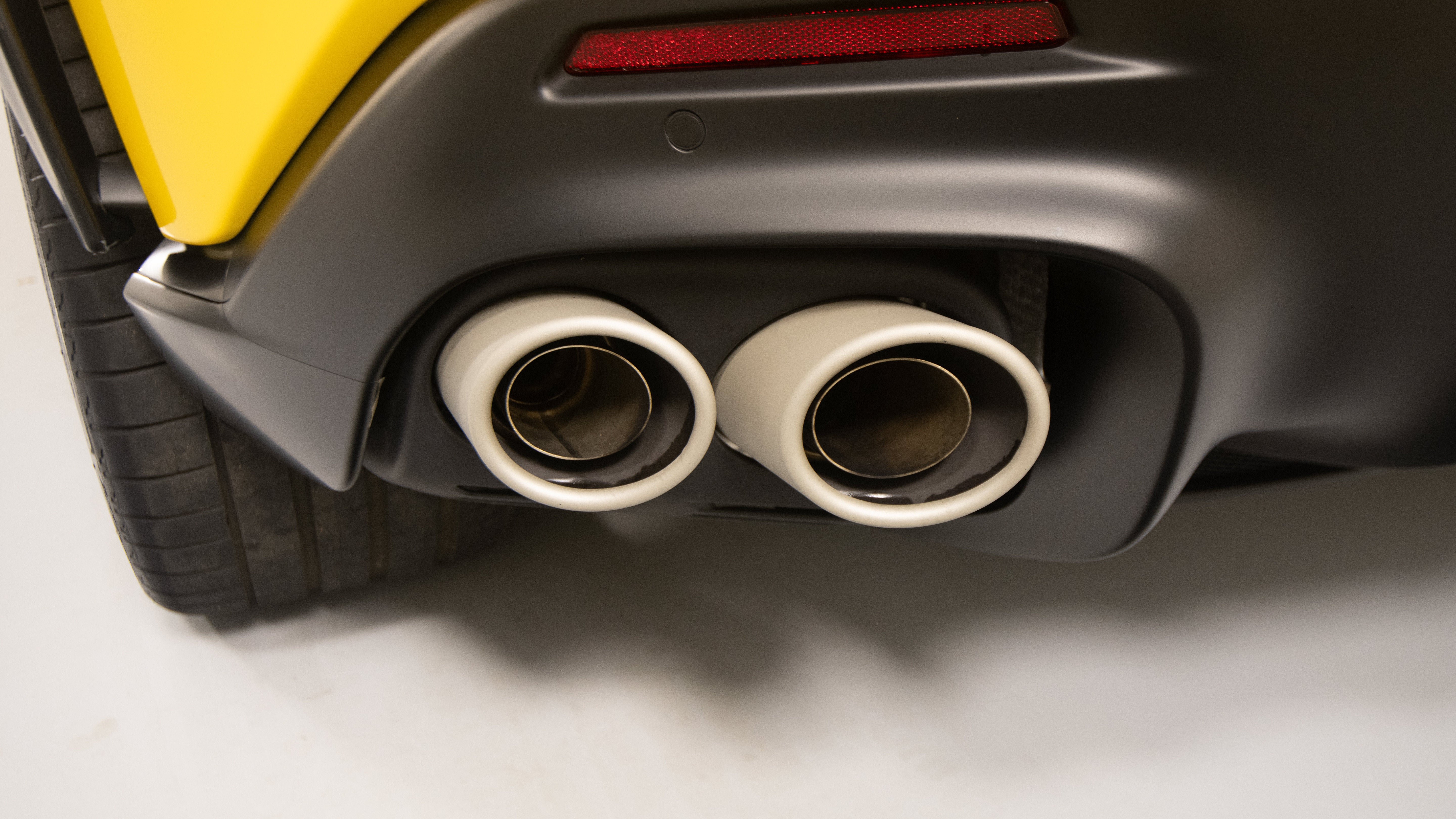 Certified 2025 Ferrari Purosangue AWD/4WD image 11