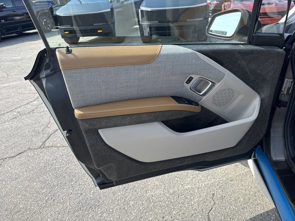 Used 2015 BMW i3 image 22