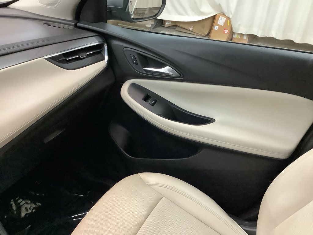 Used 2025 Buick Encore GX Sport Touring FWD image 21