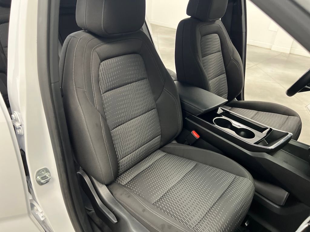 Used 2025 Chevrolet Equinox LT image 24