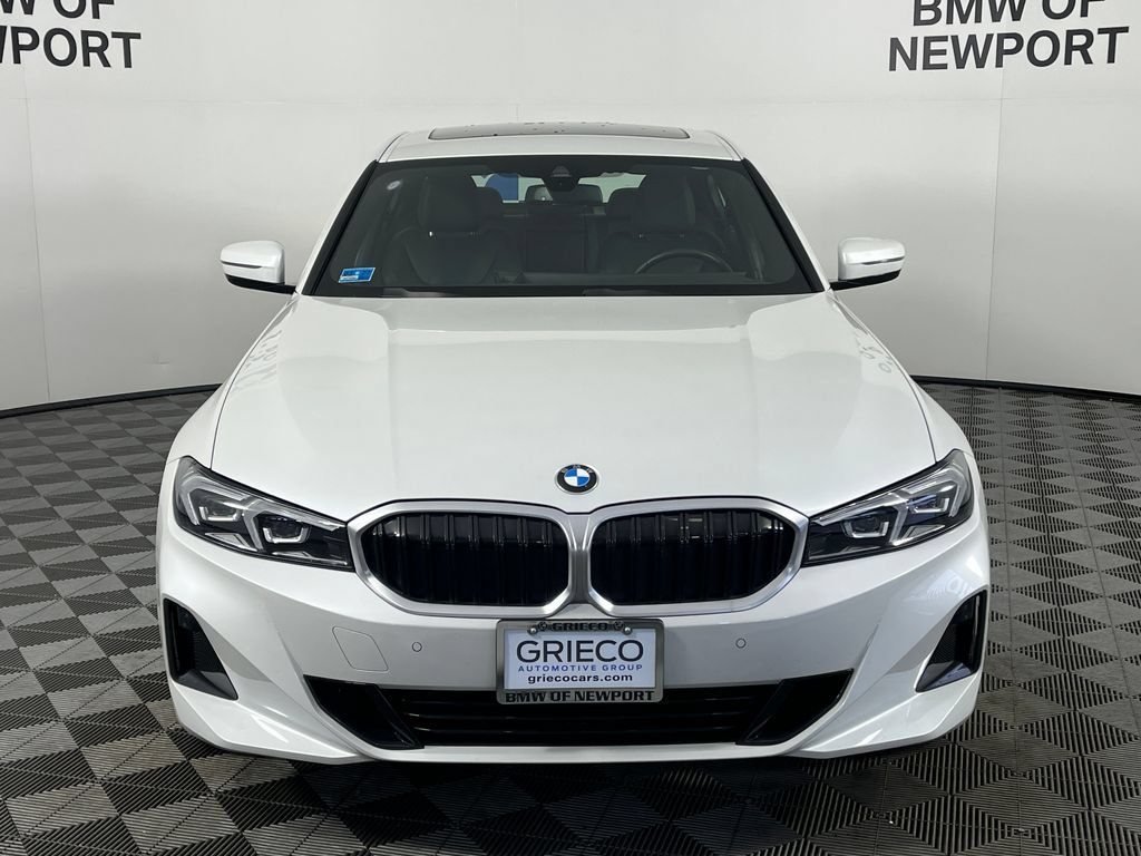 Certified 2023 BMW 330i xDrive Sedan w/ Driving Assistance Package AWD/4WD image 3