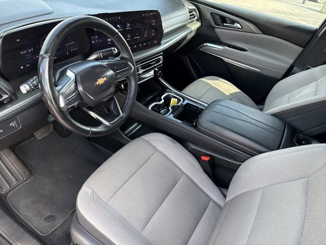 Used 2024 Chevrolet Traverse LT FWD image 11