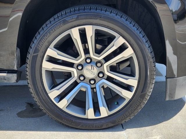 Used 2019 GMC Yukon XL Denali w/ Denali Ultimate Package AWD/4WD image 10