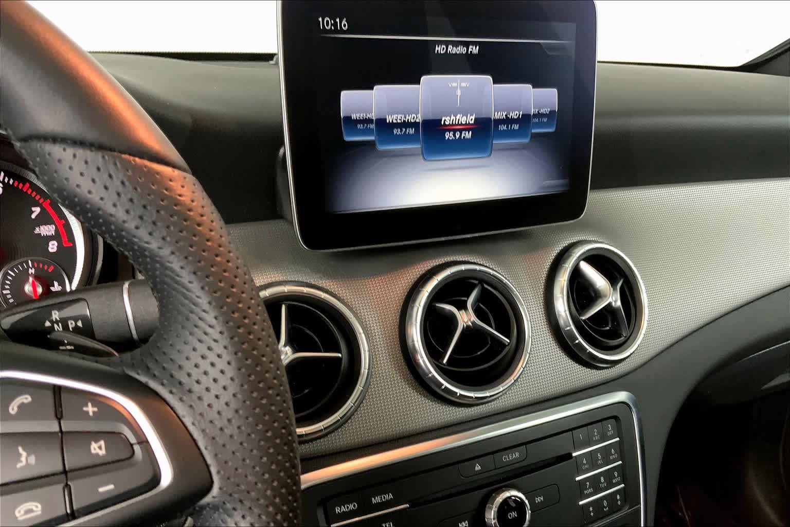 Used 2019 Mercedes-Benz CLA 250 4MATIC image 7