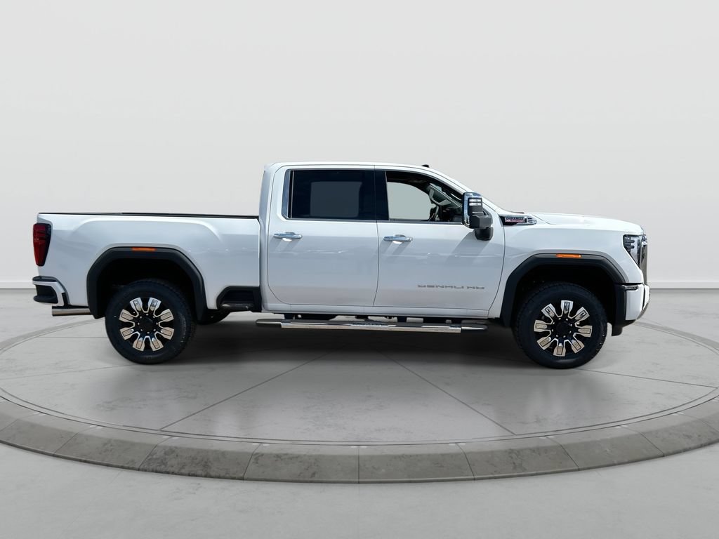 New 2026 GMC Sierra 2500 Denali w/ Denali Reserve Package AWD/4WD image 9