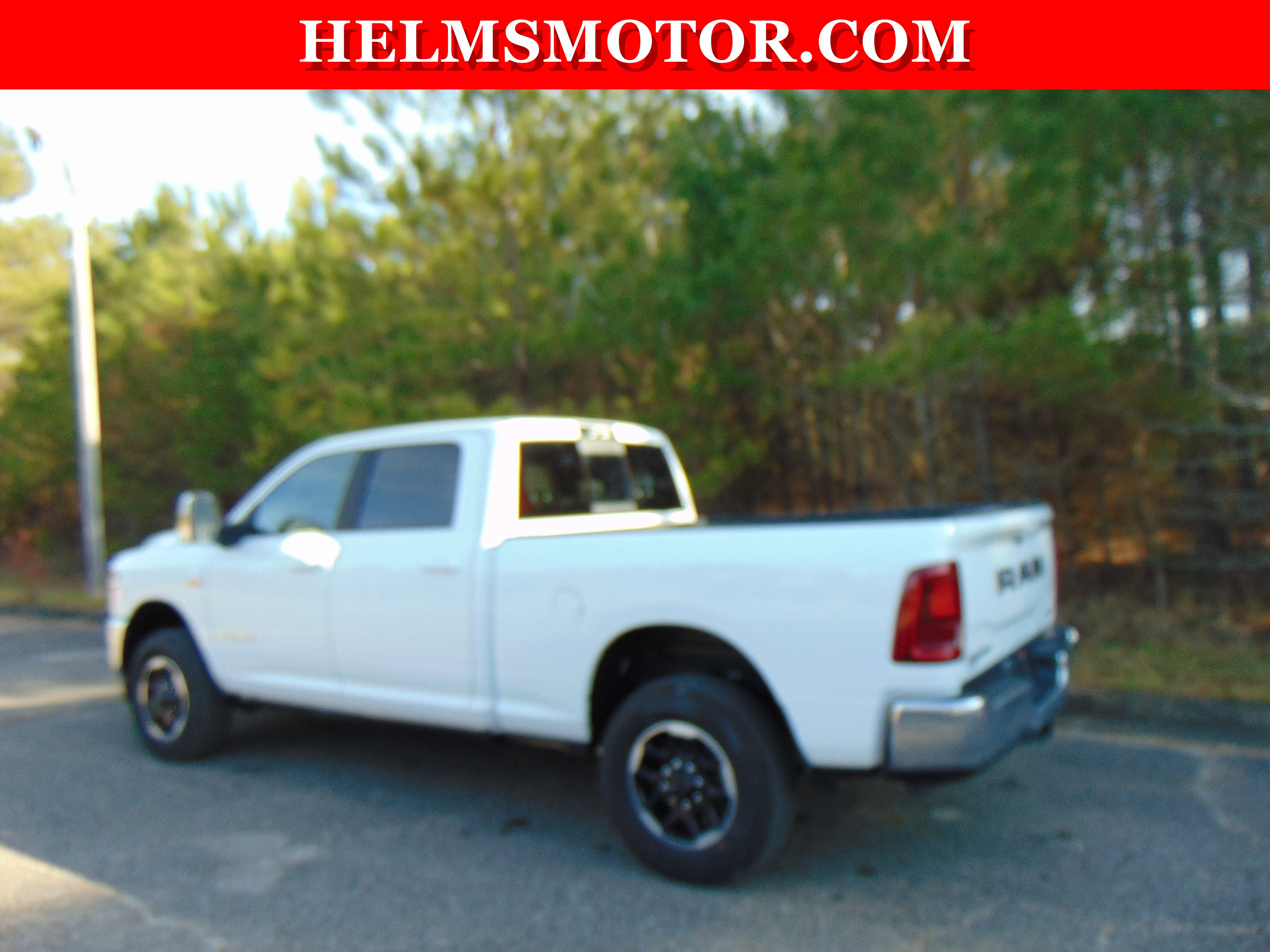 New 2025 RAM 2500 Laramie AWD/4WD image 6