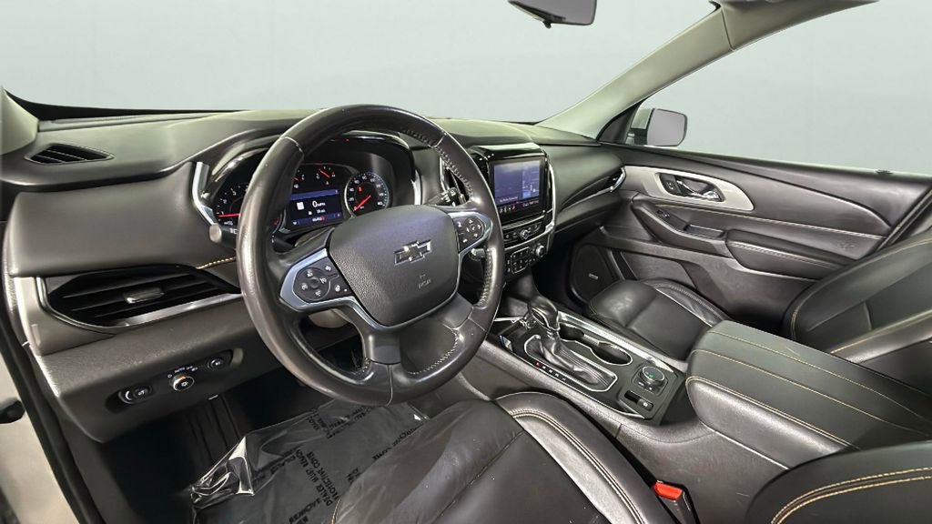 Used 2021 Chevrolet Traverse RS image 18