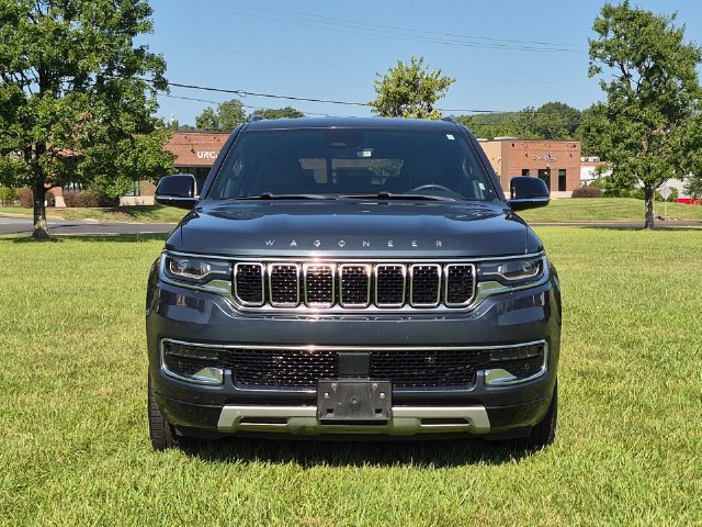 Used 2024 Jeep Wagoneer L Series II w/ Flexible Seating Group AWD/4WD image 16