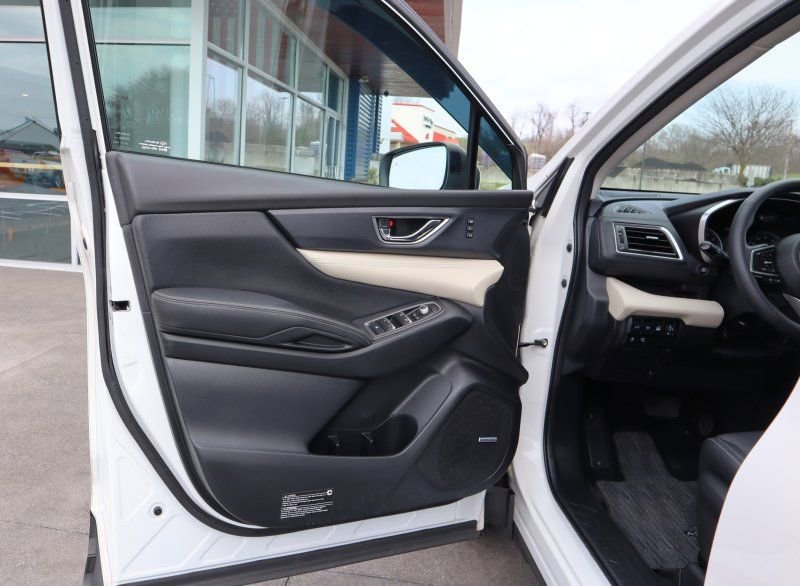 Used 2021 Subaru Ascent Limited w/ Technology Package image 15