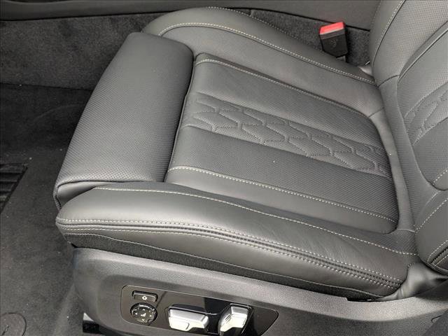 New 2026 BMW X6 M60i image 4