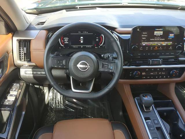 Certified 2025 Nissan Pathfinder Platinum w/ Lighting Package (N93) image 17