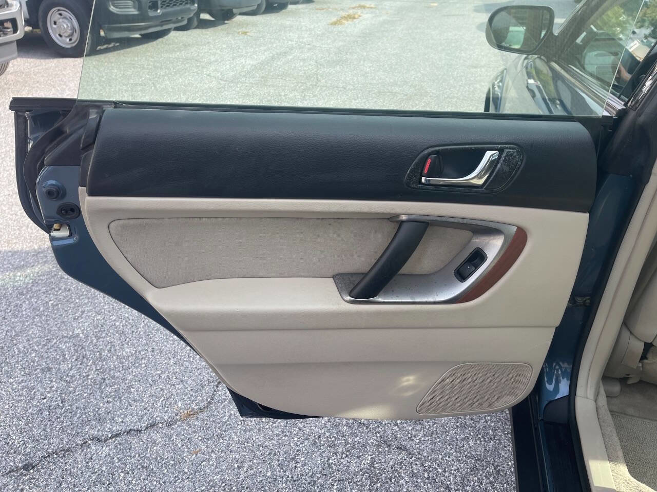 Used 2006 Subaru Outback 2.5i w/ Popular Equipment Group 2B image 26