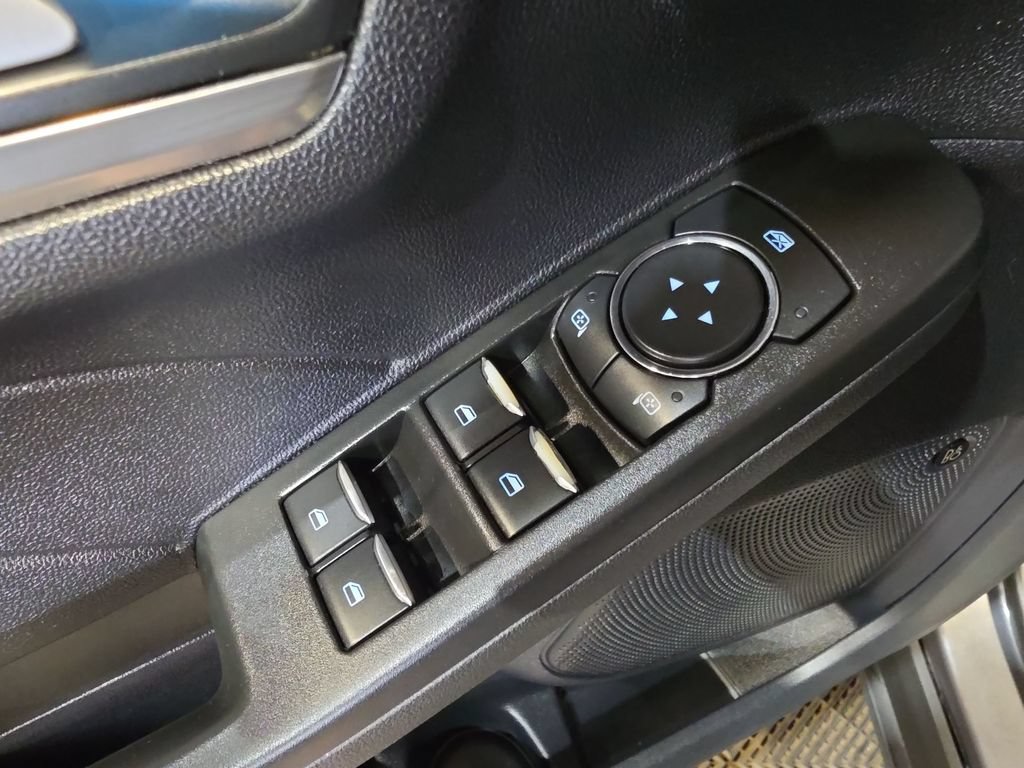 Used 2021 Ford Escape Titanium AWD/4WD image 15