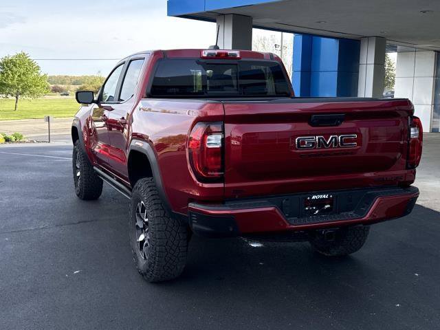 New 2026 GMC Canyon AT4X w/ LPO, Black Badging Package AWD/4WD image 4