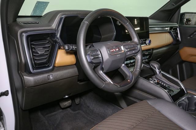 Used 2023 GMC Canyon AT4 w/ AT4 Premium Package image 18