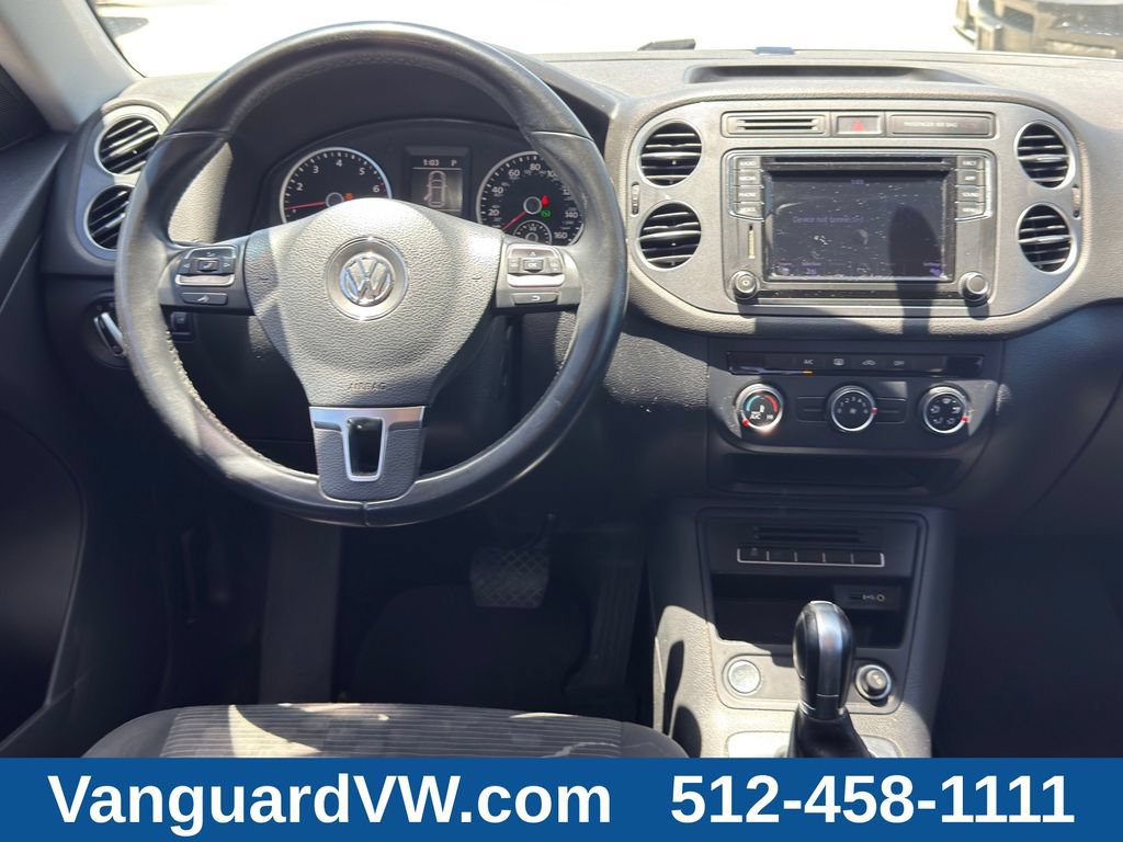 Used 2018 Volkswagen Tiguan Limited FWD image 24