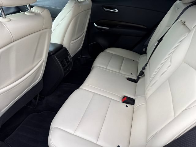 Used 2019 Cadillac XT4 Sport w/ Cold Weather Package FWD image 18