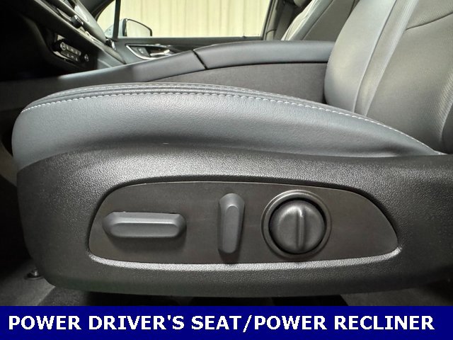 Used 2023 Buick Enclave Essence w/ Experience Buick Package image 16