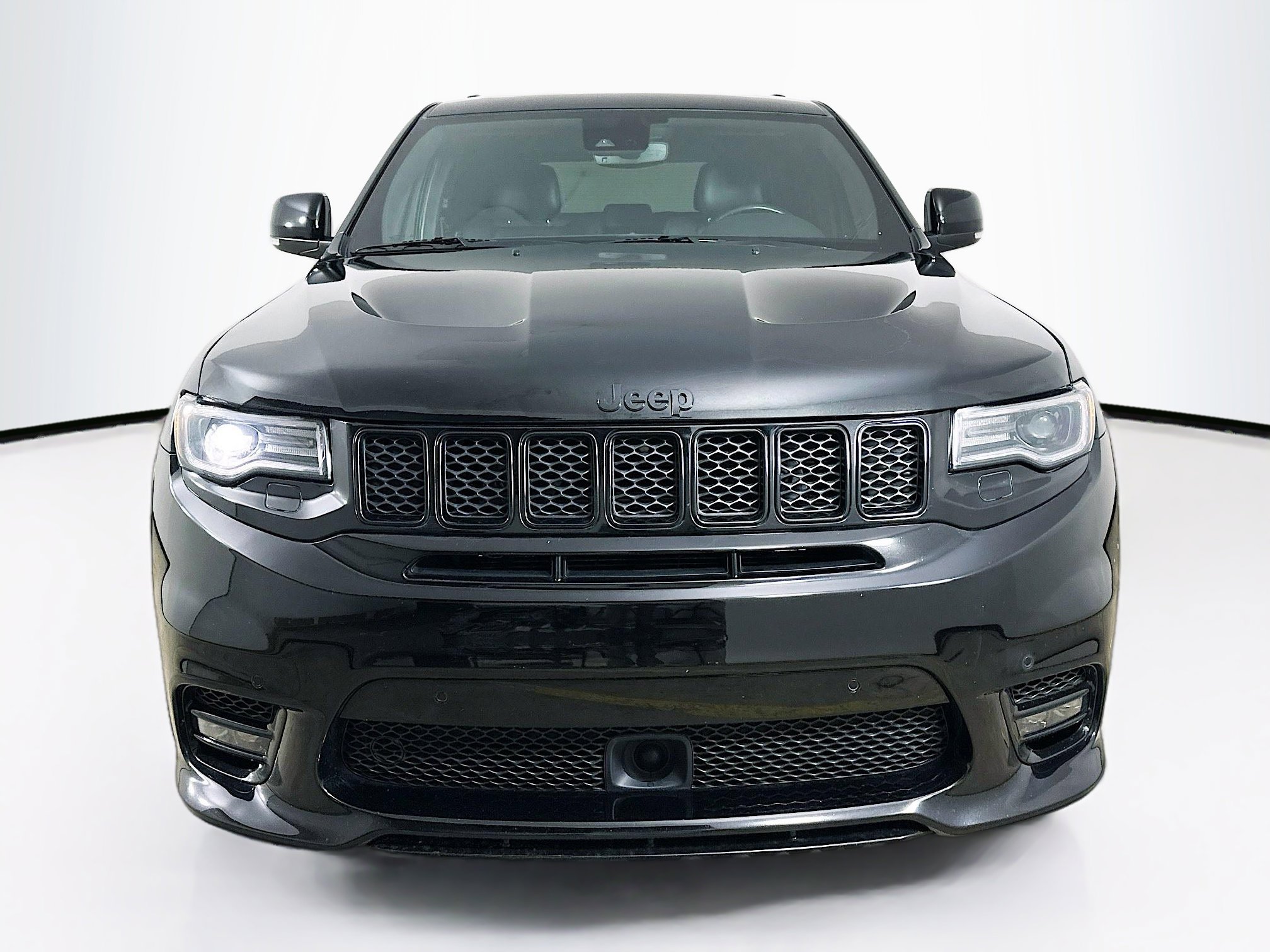 Certified 2021 Jeep Grand Cherokee SRT image 2