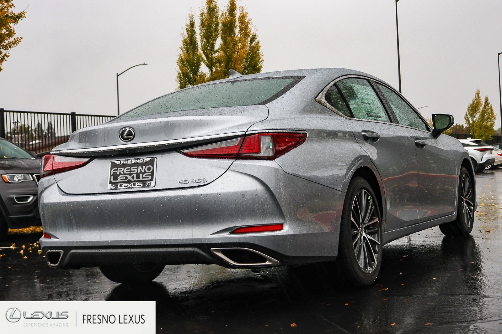 New 2025 Lexus ES 350 w/ Premium Package image 6