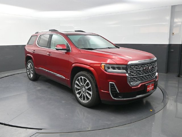 Used 2021 GMC Acadia Denali w/ Denali Ultimate Package AWD/4WD image 10