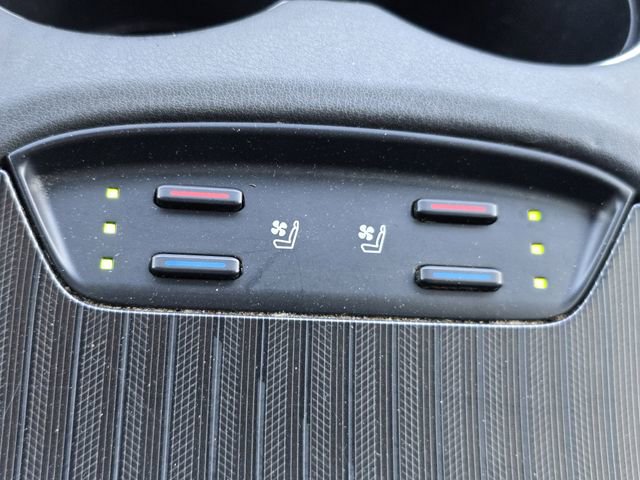 Used 2021 Toyota Venza XLE w/ Softex Package image 26