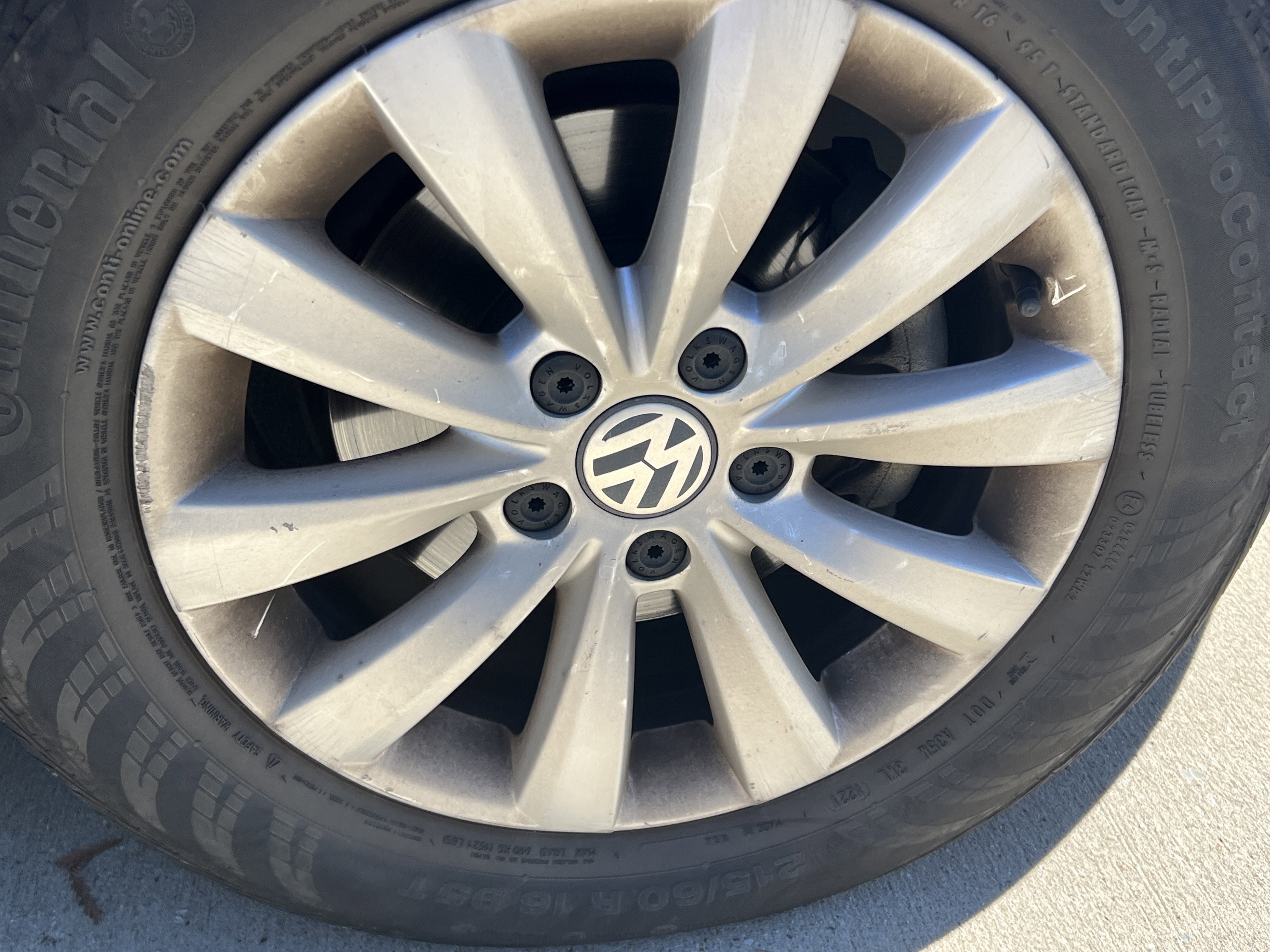 Used 2014 Volkswagen Beetle 2.5 image 12