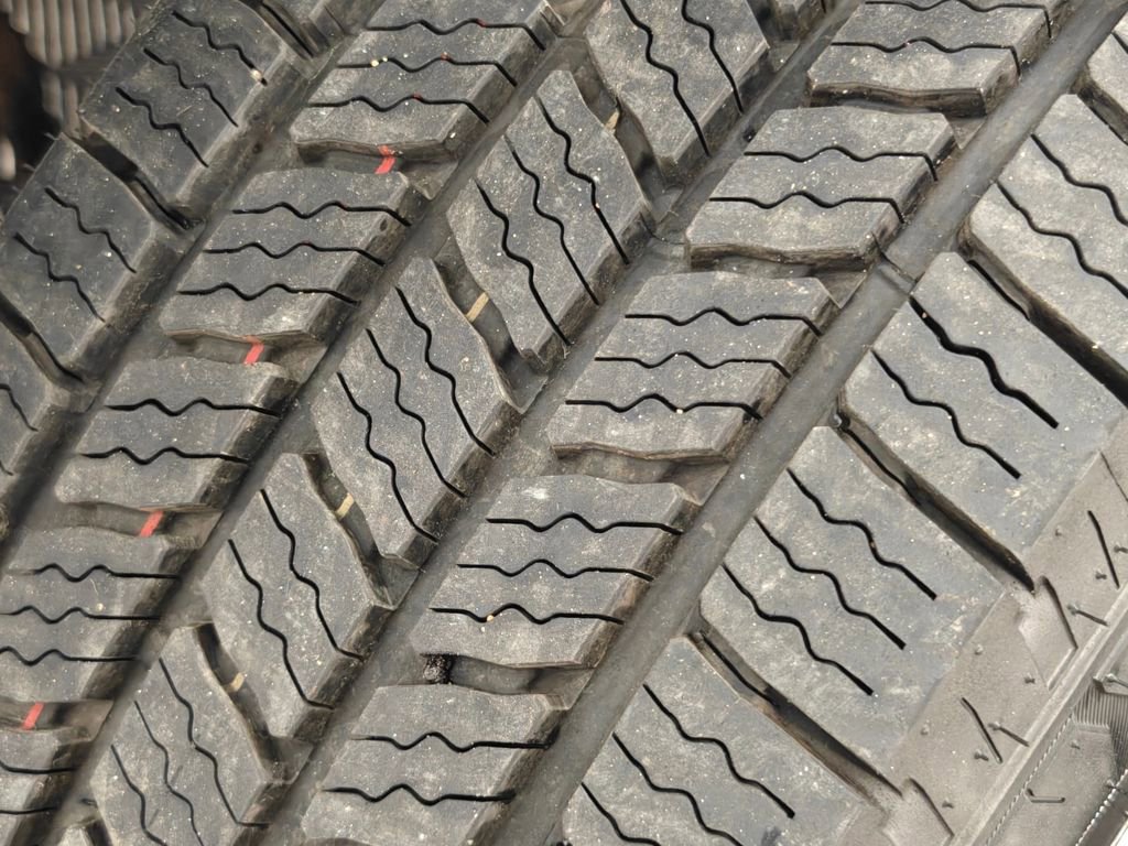 Used 2020 Nissan NV 2500 SV image 44