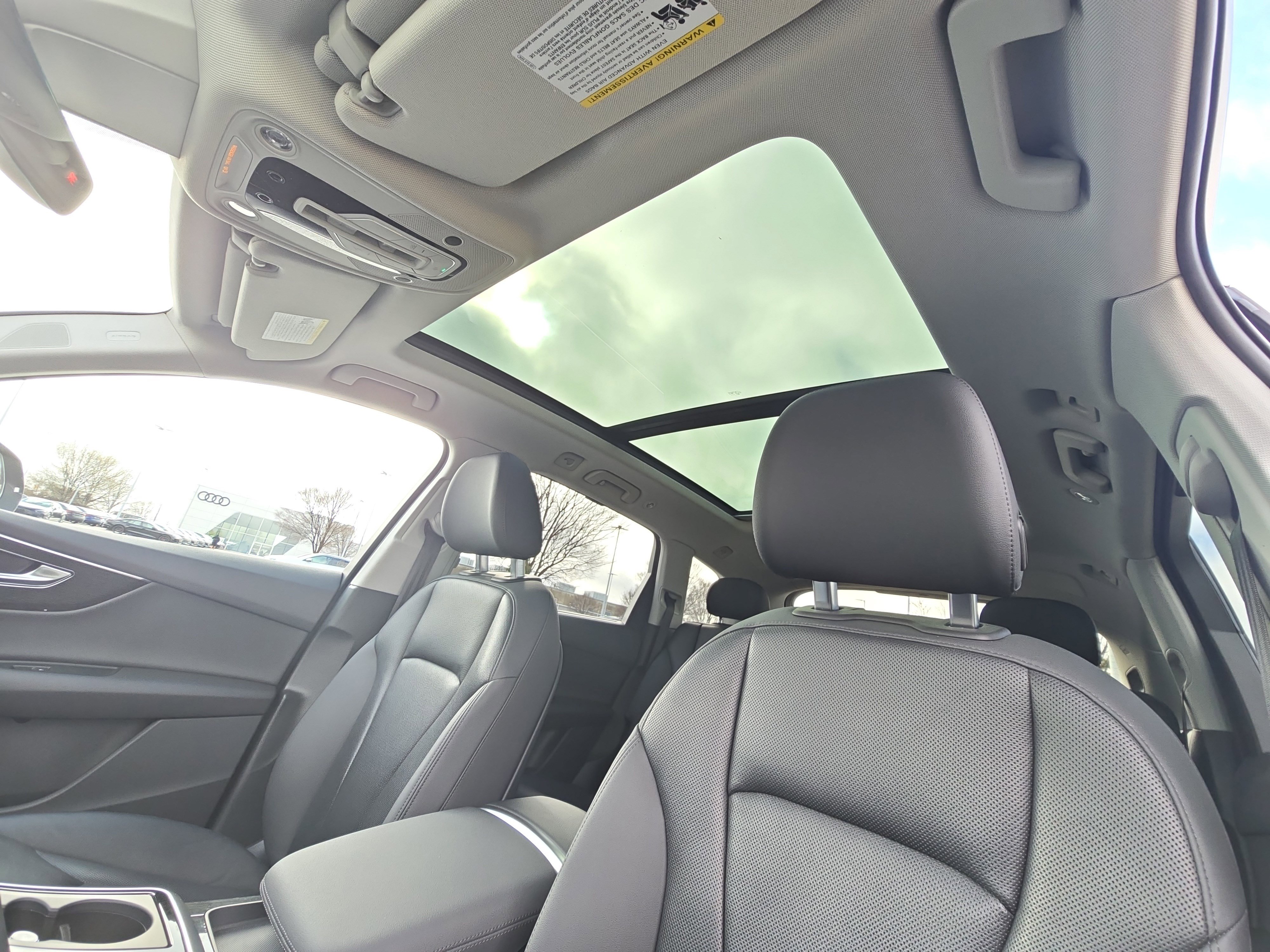 Used 2020 Audi Q7 2.0T Premium Plus w/ Premium Plus Package image 28